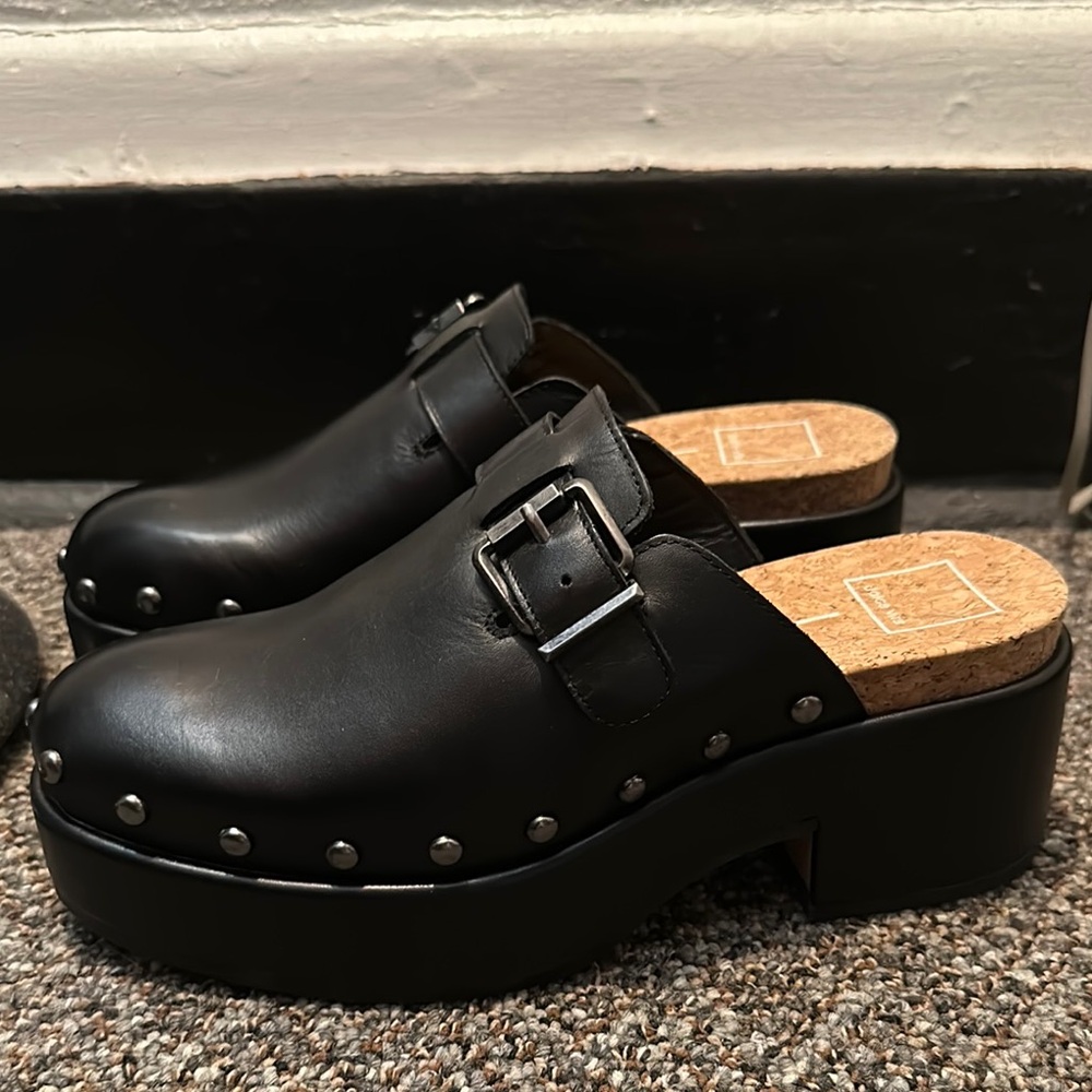 Dolce Vita Yevan Platform Block Clogs